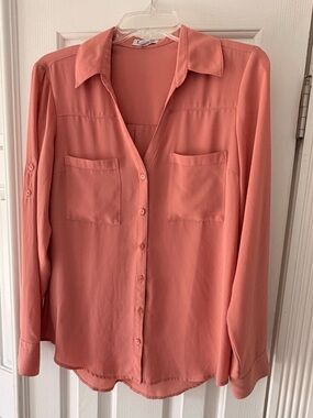 Express Portofino Coral Button-Down Blouse M